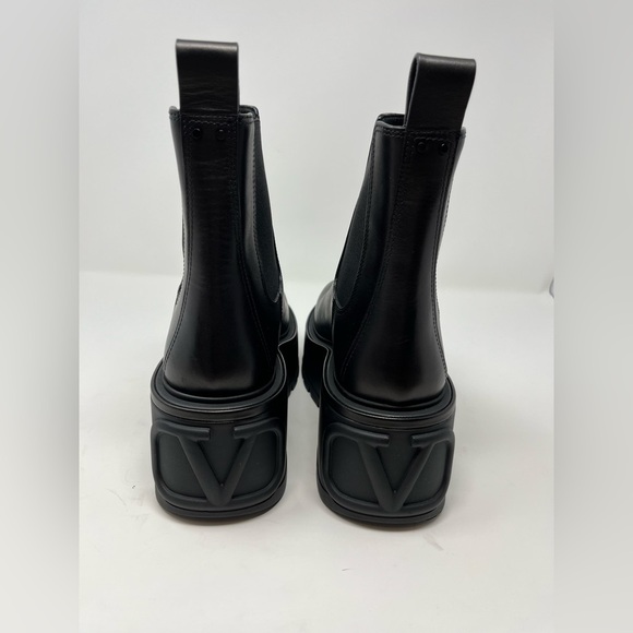 Valentino Garavani Uniqueform Platform Vlogo Chelsea Bootie Black EU 40 US 10 - Picture 7 of 9